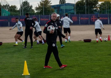 Primele plecări de la FCSB după venirea lui Laurențiu Reghecampf