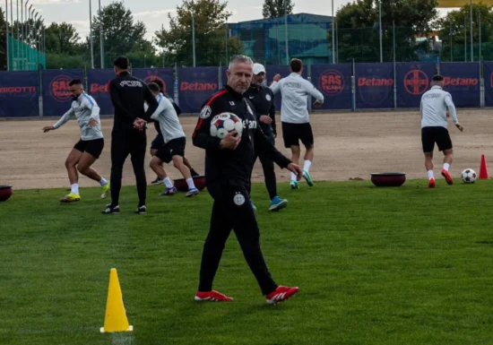 Primele plecări de la FCSB după venirea lui Laurențiu Reghecampf