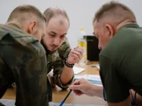 Nicio armată NATO nu a purtat un război modern. Militarii germani și polonezi învață de la ofițerii ucraineni