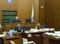 Procesul mamei care și-a ucis trei copii s-a încheiat fără verdict. Juriul nu a putut să decidă dacă e vinovată
