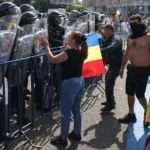 Protestul oierilor, deturnat de agitatorii tricolori. Șefa Asociației Agricole „Țara Loviștei”: Se vede că nu sunt ciobanii noștri!