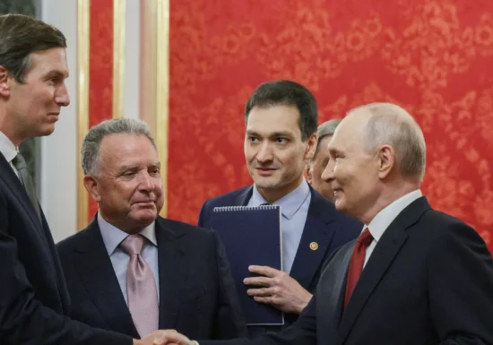 Witkoff și Kushner, de la Putin la Zelenski. Următoarea etapă a negocierilor pentru pace