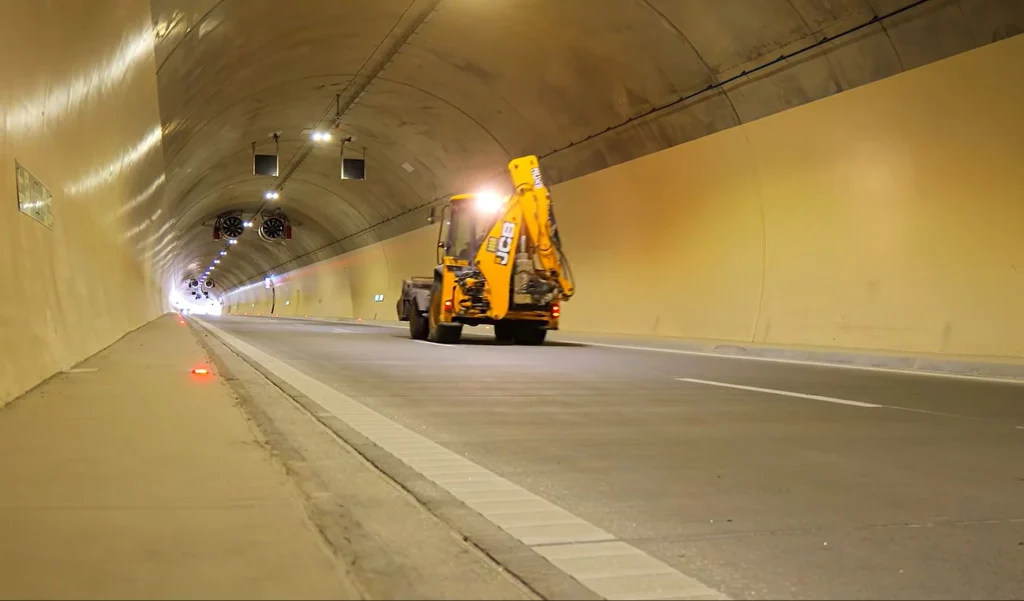 tunel 3 foto yt raducu popa