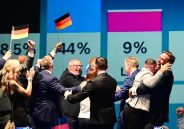 Victoria AfD a trimis o undă de șoc în Europa. Donald Tusk: Doar idioții și trădătorii se bucură. Viktor Orban: Puneți-vă centura. Este doar începutul!