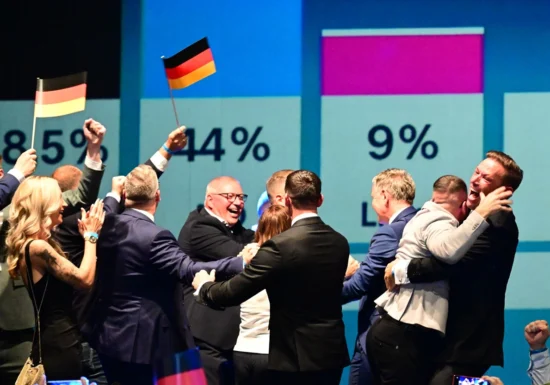 Victoria AfD a trimis o undă de șoc în Europa. Donald Tusk: Doar idioții și trădătorii se bucură. Viktor Orban: Puneți-vă centura. Este doar începutul!