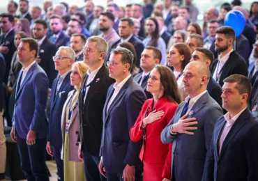 Atacuri în rafală la Grindeanu, la Congresul USR. Partidul vrea o guvernare fără PSD și AUR, alături de PNL (Foto & Video)