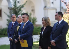 AUR l-a somat pe Nicușor Dan să aleagă ce vrea să fie: Președinte sau Parlament