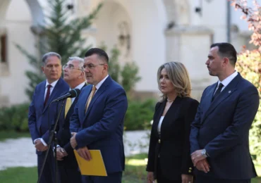 AUR l-a somat pe Nicușor Dan să aleagă ce vrea să fie: Președinte sau Parlament
