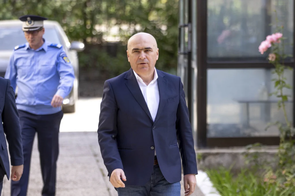 Bolojan plecare DNA