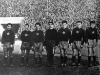 Când 60.000 de oameni au înfruntat gerul pentru CCA. Seara în care echipa Armatei a întors meciul cu Borussia Dortmund