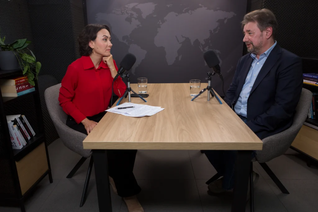 Cristian Pîrvulescu: „Luca Niculescu nu va fi marioneta lui Nicușor Dan”. De ce nu a funcționat echipa cu Bolojan. AUR e în pragul colapsului Interviu video