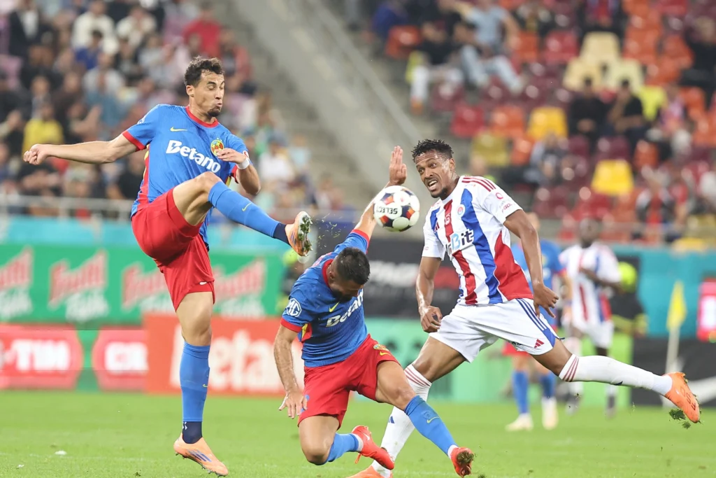 Remarcatul surpriză al lui Laurențiu Reghecampf după victoria la limită a lui FCSB
