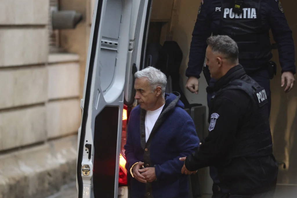 Doi judecători nu s-au înțeles în dosarul lui Călin Georgescu. A fost adus un al treilea pentru a decide dacă va pleca acasă