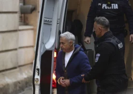 Doi judecători nu s-au înțeles în dosarul lui Călin Georgescu. A fost adus un al treilea pentru a decide dacă va pleca acasă