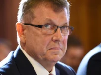 Fostul guvernator al băncii centrale a Ungariei a fost reținut pentru fraudă