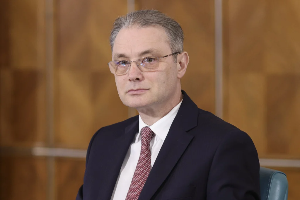 Luca Niculescu poate să și renunțe. Libertate de la Bolojan și pretențiile PSD