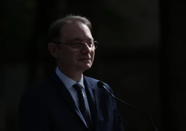 Luca Niculescu, despre reducerea cheltuielilor bugetare: Să nu creăm impresia că vom intra masiv cu tăieri