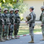 Exerciții militare în mai multe zone din țară: rezerviști chemați în București și Ilfov, trageri cu muniție de război în Tulcea