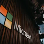 Factura uriașă a inteligenței artificiale: Mii de angajați Microsoft, invitați să plece voluntar. Sunt vizați inclusiv vicepreședinții companiei
