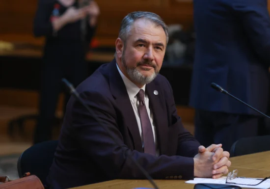 Ministrul Educației: Copiii noștri învață acum mai mult să răspundă bine la teste. Dar sunt ele relevante pentru viața reală? Militez pentru o educație reflexivă, care să-l facă pe copil să gândească