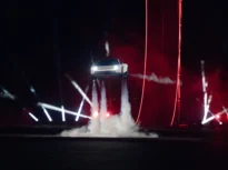 Tesla a prezentat modelul Roadster. În varianta de echipare Rocket, mașina poate „zbura” (Video)