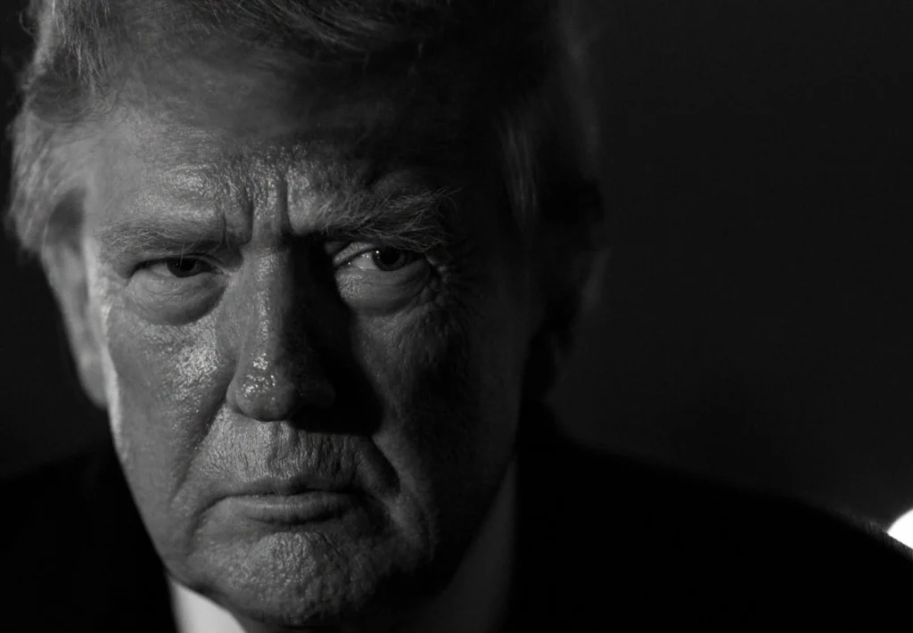 Trump cel viteaz și ale sale două fețe. Când e tigru și când e mielușel