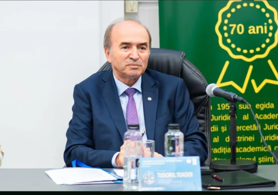Fiul lui Tudorel Toader, arestat pentru că ar fi agresat sexual două studente. Reacția fostului ministru al Justiției