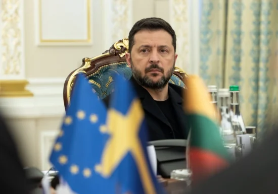 <span style="color:#990000;">Ziua 1692</span> UE e gata să susțină armistițiul lui Trump, dacă se va ține. Scut european în jurul lui Zelenski. Urmează "o lovitură fără precedent" pentru Rusia