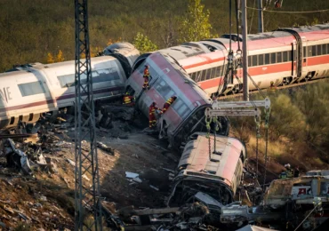42 de străini, printre pasagerii trenurilor implicate în tragedia din Spania. Soarta a 24 dintre ei este încă necunoscută