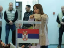 Investigație BBC: Legături între România și reclame electorale înșelătoare din Serbia
