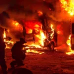 Ziua 1686 Moscova, lovită cu 650 de drone, doi oameni au murit. Incendiu la cea mai mare bază petrolieră. Zelenski avertizează: Rusia pregătește un atac masiv (Video)
