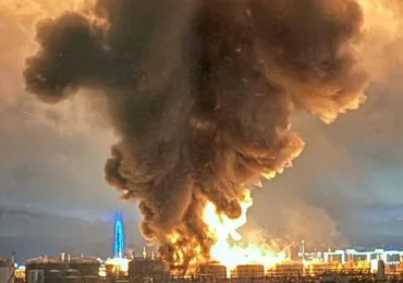 Ziua 1698 Atac masiv cu drone la Sankt Petersburg. Un terminal petrolier principal al Rusiei, în flăcări. SUA pregătesc o întâlnire trilaterală (Video)