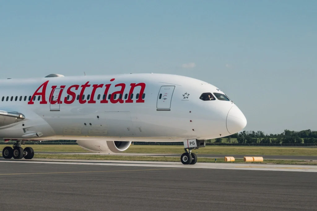 Alertă cu bombă într-un avion de pasageri, aproape de România