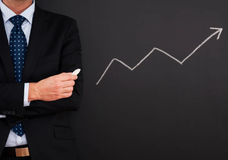 Cum să îți impulsionezi afacerea prin Performance Marketing și strategii integrate