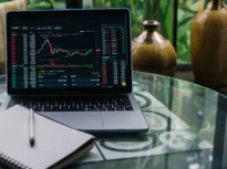 Furt uriaș de criptomonede la Binance: prejudiciul ar putea ajunge la 6,3 miliarde de dolari. Totul ar fi pornit de la laptopul unui angajat