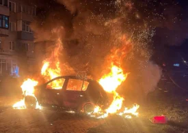 <span style="color:#990000;">Ziua 1702</span> Ucraina acuză "lingușeala" SUA față de Putin. "Setea" de motorină a lui Trump a distrus negocierile. Explozii la Kiev, peste 600 de drone spre Moscova (Video)