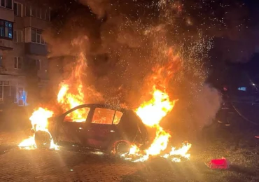 Ziua 1702 Ucraina acuză "lingușeala" SUA față de Putin. "Setea" de motorină a lui Trump a distrus negocierile. Explozii la Kiev, peste 600 de drone spre Moscova (Video)