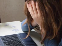 Părinți de veghe în era digitală. Expert: Nu spune nu. Dar ce spui în loc?