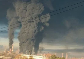 Ziua 1710 Imaginile Apocalipsei în Rusia: Explozii la o rafinărie după ce Trump a cerut pauză (Video). 7 nave rusești se apropie de SUA