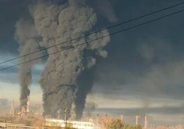 Ziua 1710 Imaginile Apocalipsei în Rusia: Explozii la o rafinărie după ce Trump a cerut pauză (Video). 7 nave rusești se apropie de SUA