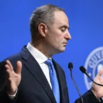 Alexandru Nazare, ministrul Finanțelor, a fost luat la țintă de Sorin Grindeanu că nu vorbește de "greaua moștenire" lăsată de Bolojan, mai mult, laudă deciziile fostului prim-ministru