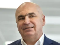 Șansa ca Ilie Bolojan să reușească să pună presiune în mod eficient pe guvern din opoziție are legătură și cu un eveniment major ce va avea loc la începutul lunii noiembrie