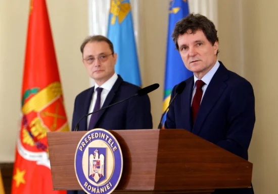Luca Niculescu caută consensul promovat de Nicușor Dan, iar Sorin Grindeanu vrea cât mai multe ministere. Au început negocierile!