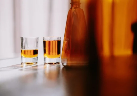 Calvados: cifra de pe etichetă nu spune toată povestea renumitei băuturi