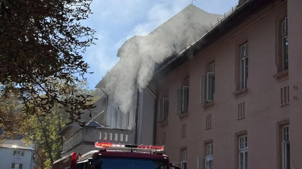 Incendiu la Spitalul de Pneumoftiziologie din Brașov. O femeie a fost găsită carbonizată într-un salon