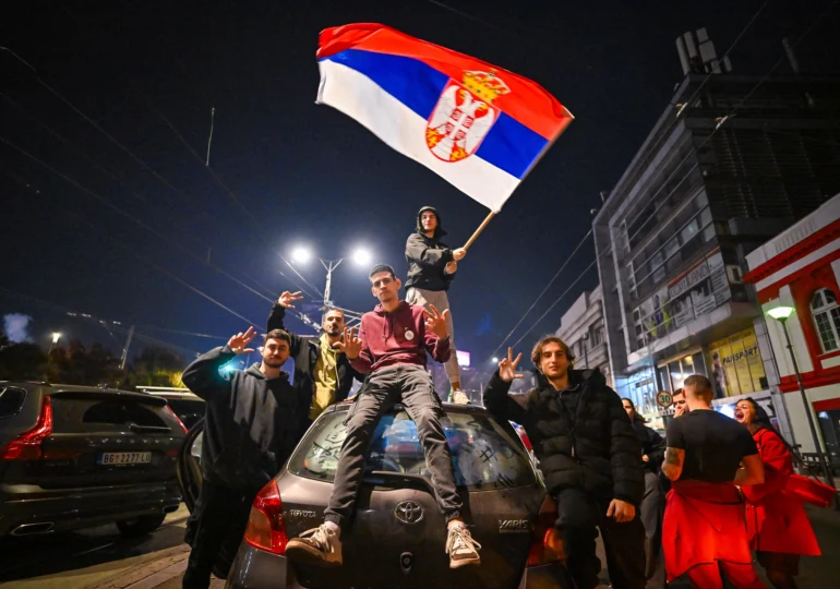 Reuters: Studenții care au câștigat alegerile din Serbia promit reforme anticorupție, dar nu intenționează să impună sancțiuni Rusiei