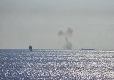 Navă turcească încărcată cu cereale, lovită de o dronă în Marea Neagră, lângă platforma Pescăruș. Vasul s-a scufundat, doi marinari au murit (Video)