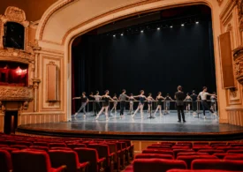 Ora de studii a balerinilor Operei Naționale București, deschisă publicului pentru prima dată în istorie, de Ziua Mondială a Baletului