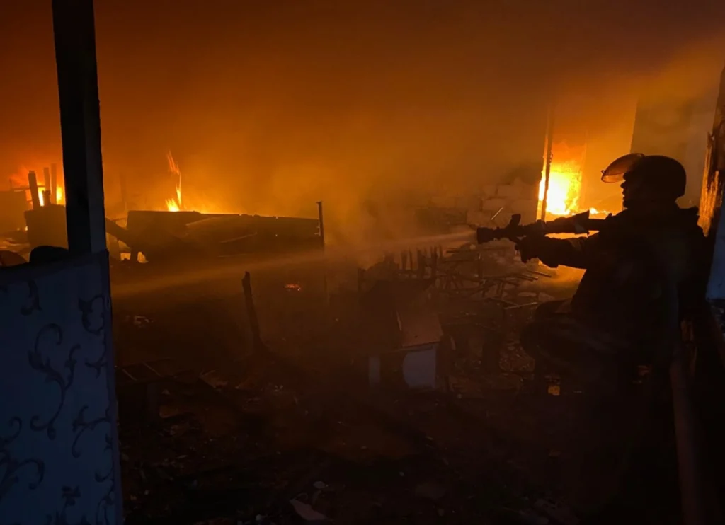 Ziua 1694 Toate centralele Kievului, lovite de ruși, 8 regiuni fără curent. Zelenski: Dovada flagrantă a disprețului Rusiei față de SUA. Peste 900 de drone distruse în Rusia