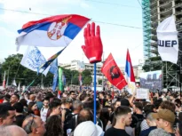 „Serbia sau mafia”. Un experiment ieșit din comun care ar putea reseta sistemul politic de la Belgrad